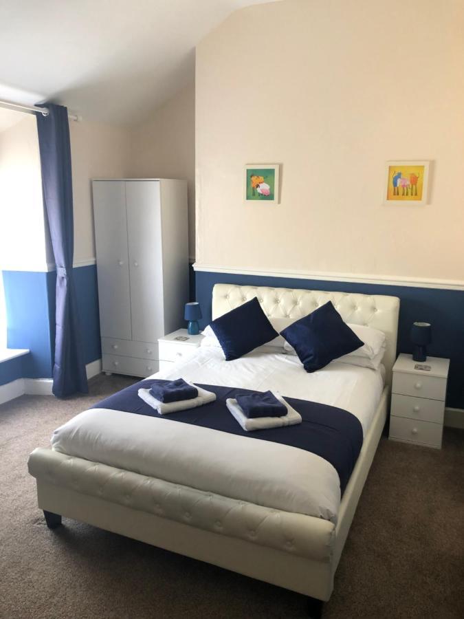 バーマス Leamington House Bed & Breakfast エクステリア 写真
