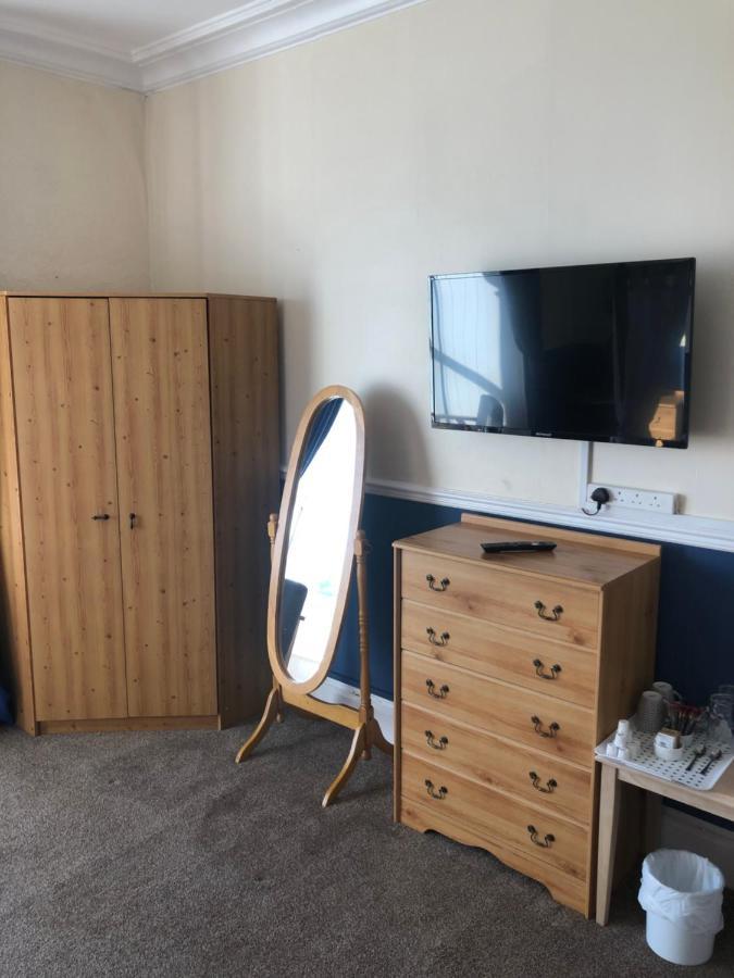 バーマス Leamington House Bed & Breakfast エクステリア 写真