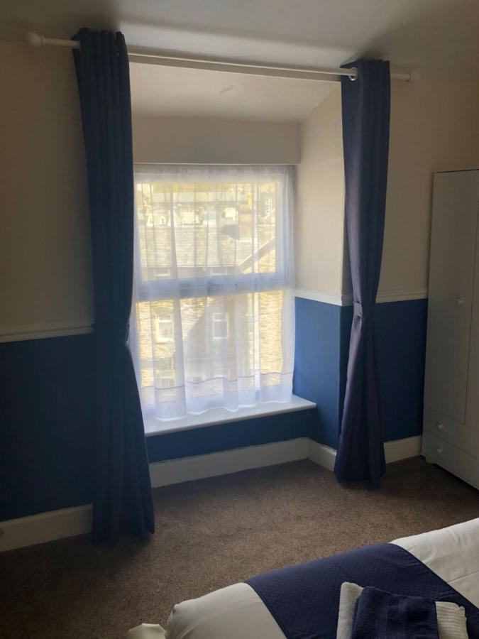 バーマス Leamington House Bed & Breakfast エクステリア 写真