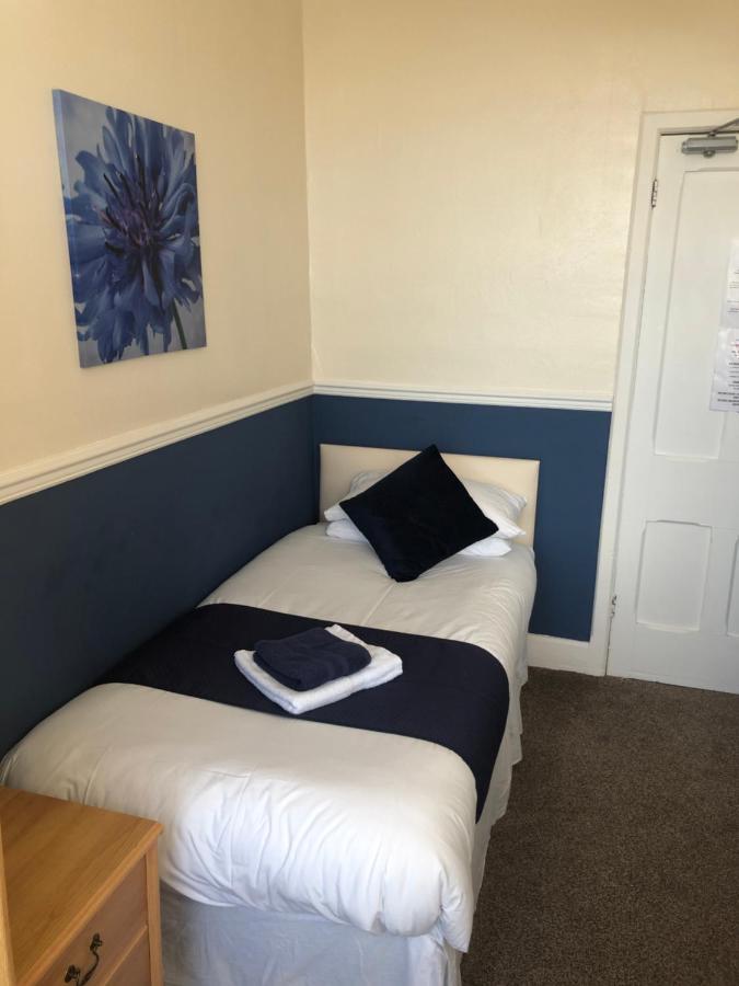 バーマス Leamington House Bed & Breakfast エクステリア 写真