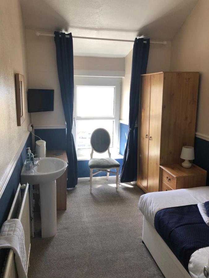 バーマス Leamington House Bed & Breakfast エクステリア 写真