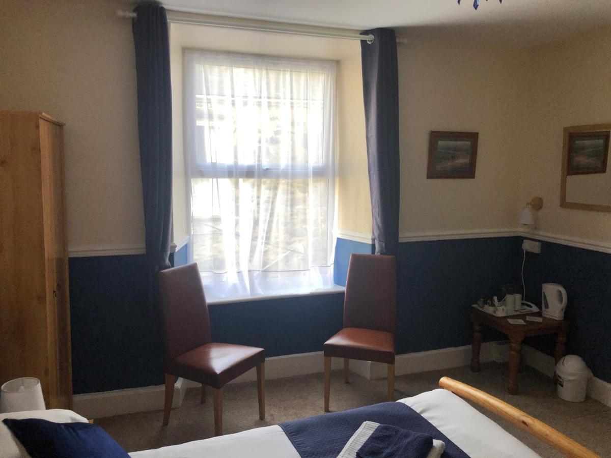 バーマス Leamington House Bed & Breakfast エクステリア 写真