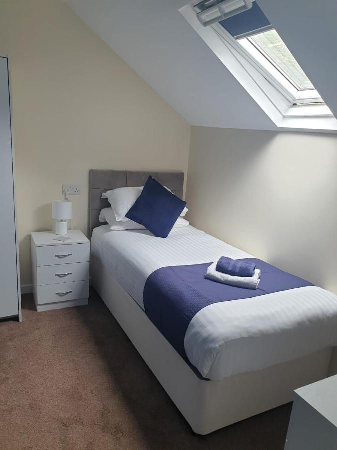 バーマス Leamington House Bed & Breakfast エクステリア 写真